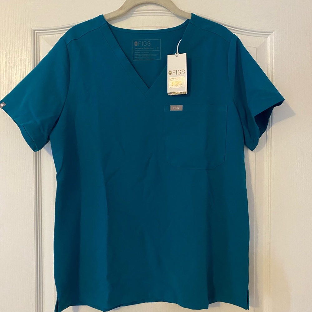 FIGS Catarina Scrub Top
